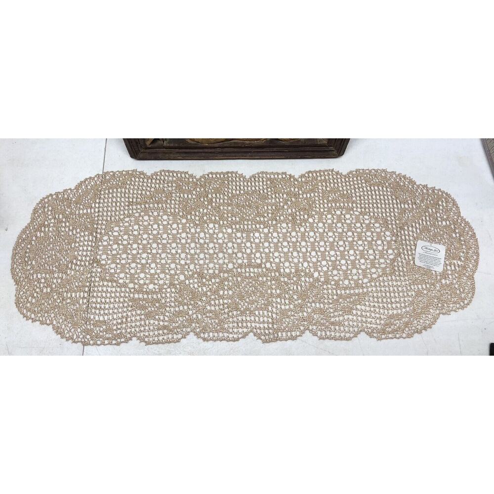 HERITAGE LACE Biege Homespun Runner - 33" X 13" w/ tags